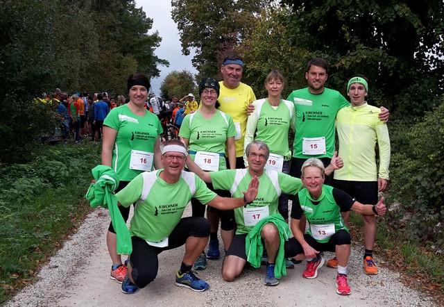 Im Vordergrund die Starter des Lauftreffs Nördlingen