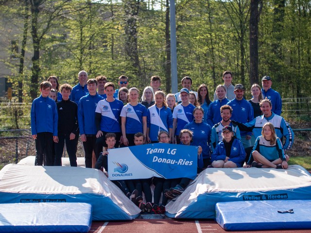 Die Teilnehmer der LG Donau-Ries (Bild: Michel Henke)