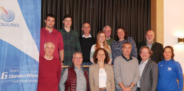 Vertreter der LG: Florian Gnad, Martin Kurnoth,Hubert Bestler, Bianca Wedtgrube, Karl Stix, Silvia Gnad, Robert Kleinle (oben v.l.), Manfred Wollner, Günter Dietrich, Anna Rauter, Martin Gnad, Armin Neudert, Claudia Kleinle